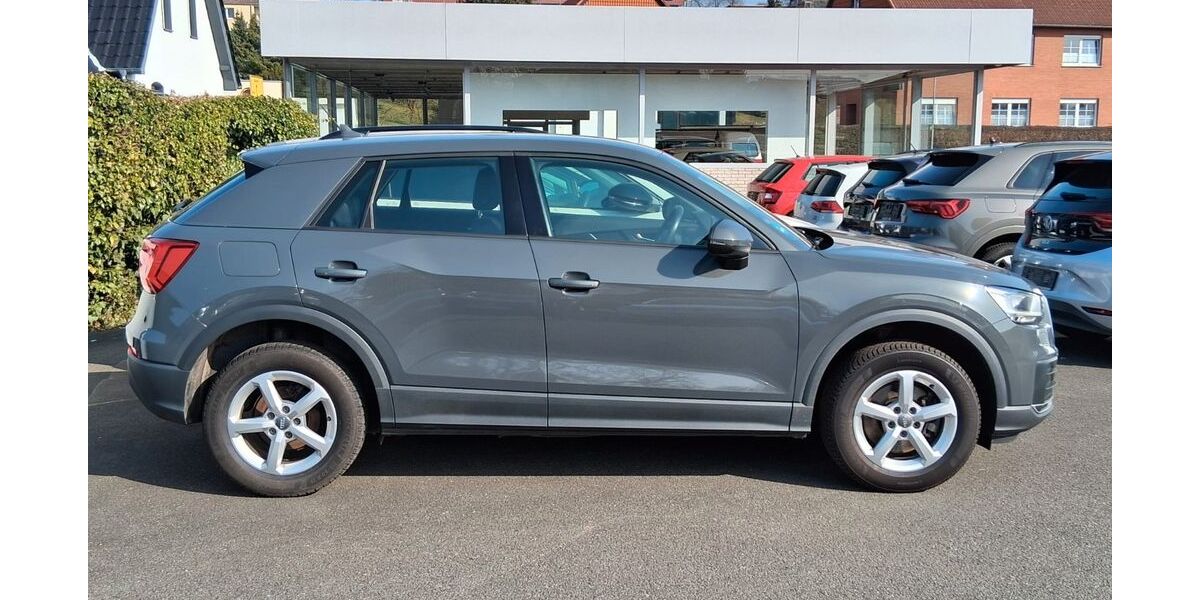 Audi Q2 105.000 km 17.400 &euro; Lamspringe 31195