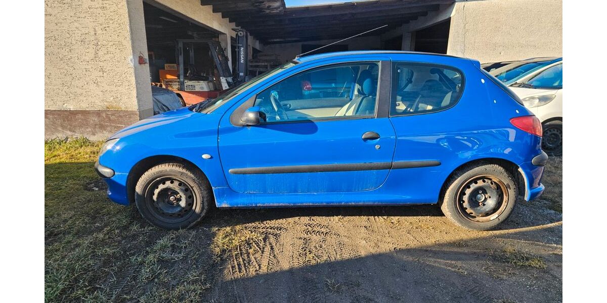 Peugeot 206 124.955 km 690 &euro; Altenstadt / Iller 89281