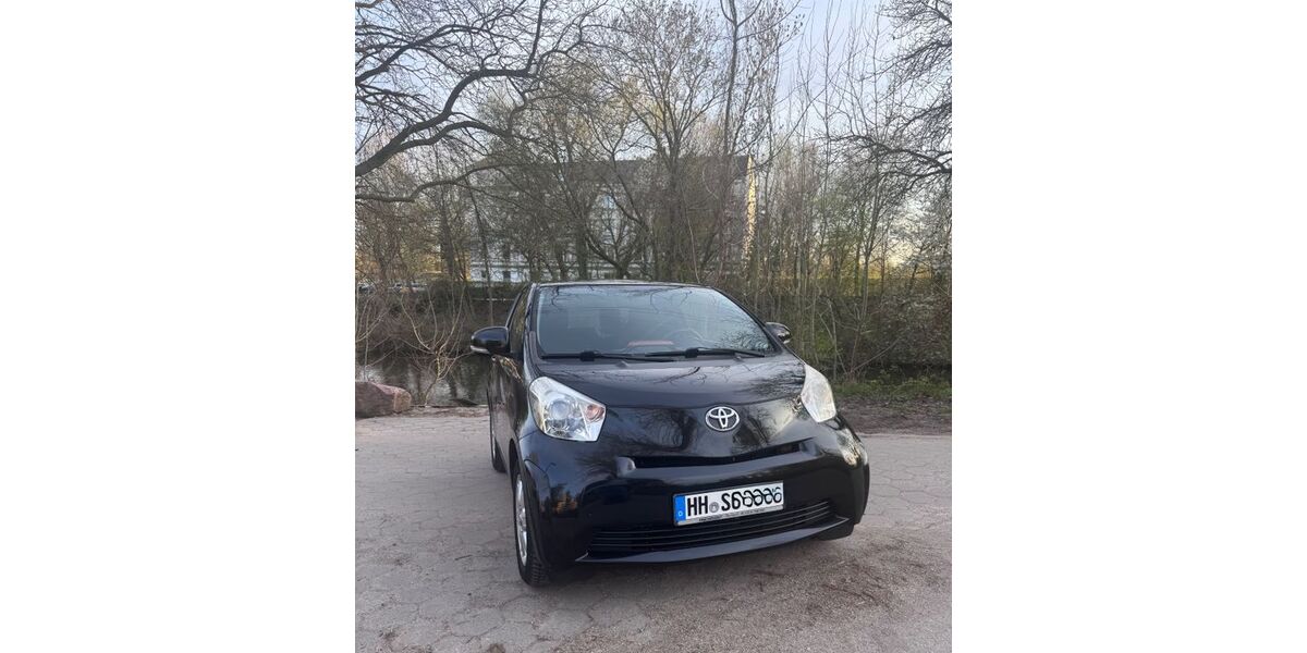 Toyota IQ 126.900 km 7.450 &euro; Hamburg 21107