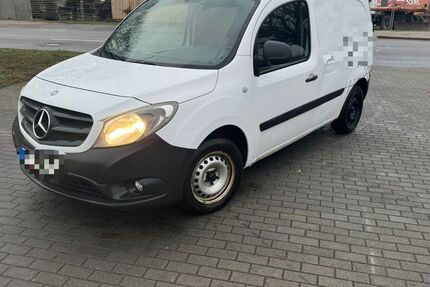 Mercedes-Benz Citan 253.000 km 3.900 &euro; Bersteland 15910