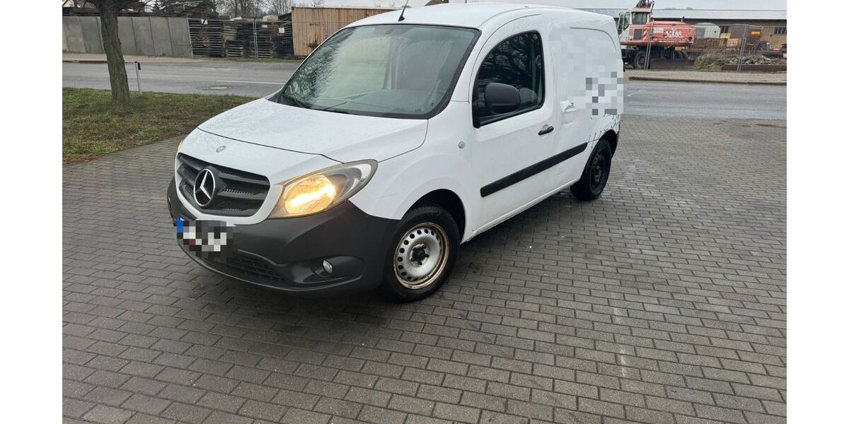 Mercedes-Benz Citan 253.000 km 3.900 &euro; Bersteland 15910