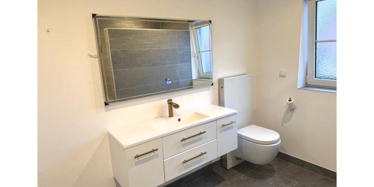 Etagenwohnung Osthofen - 5 Zimmer, 120 m&sup2;, 1.450&euro; | Angebot:23847452