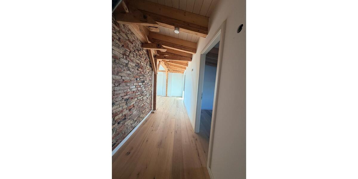 Dachgeschoßwohnung Kiel Schreventeich - 3 Zimmer, 85 m&sup2;, 345.000&euro; | Angebot:27428047
