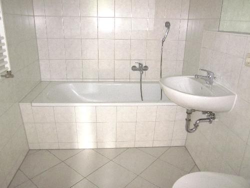 Etagenwohnung Plauen - 2 Zimmer, 51 m&sup2;, 250&euro; | Angebot:26645182
