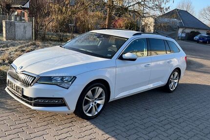 Skoda Superb 97.351 km 19.623 &euro; Bad Schwartau 23611
