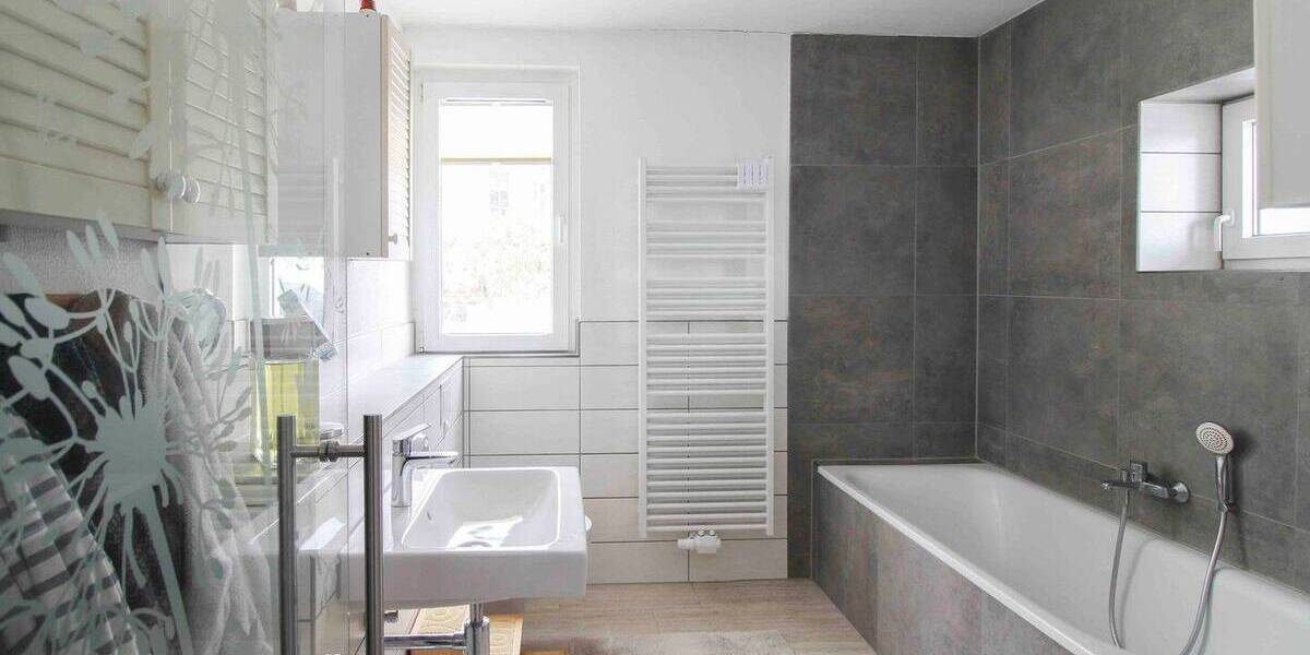 Einfamilienhaus Waltershausen - 4 Zimmer, 140 m&sup2;, 445.000&euro; | Angebot:26029247