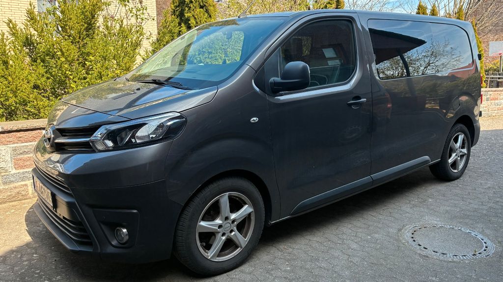 Toyota Proace (Verso) 92.000 km 15.000 &euro; Meine 38527
