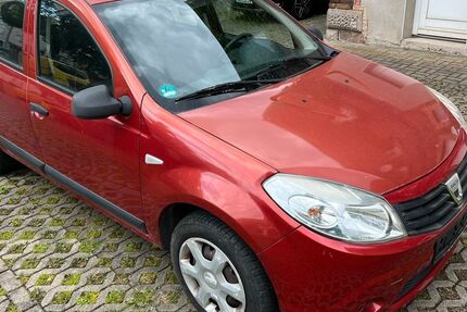 Dacia Sandero 73.000 km 3.390 &euro; Dresden 01139