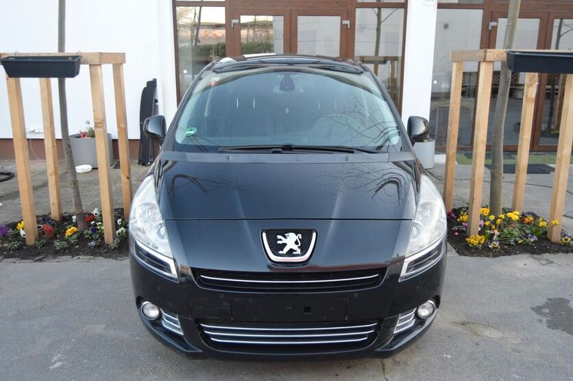 Peugeot 5008 276.127 km 3.700 € Mainz 55116
