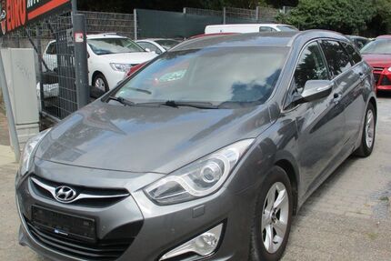 Hyundai i40 210.000 km 5.450 &euro; Oberhausen 46149