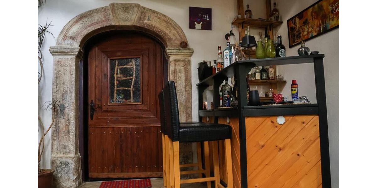 Villa Ellingen - 7 Zimmer, 210 m&sup2;, 1.490.000&euro; | Angebot:26964819