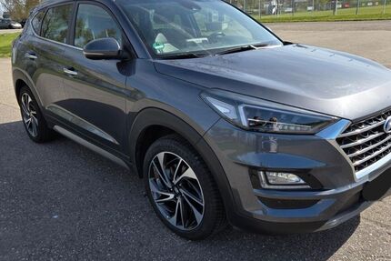Hyundai TUCSON 113.000 km 19.000 &euro; Elchesheim-Illingen 76477