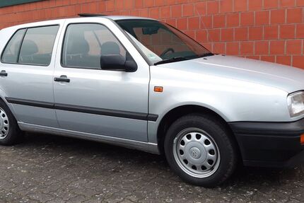 VW Golf 63.000 km 4.950 &euro; Karlshöfen 27442