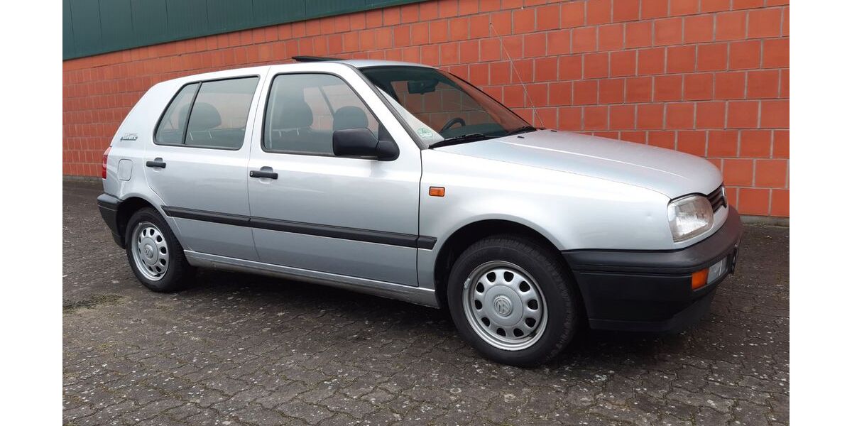 VW Golf 63.000 km 4.950 &euro; Karlshöfen 27442