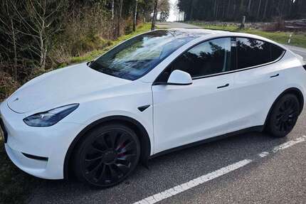 Tesla Model Y 197.000 km 28.300 &euro; Weilrod 61276