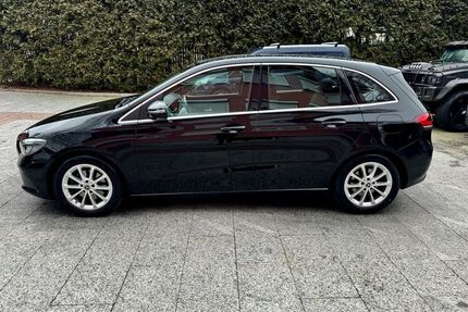 Mercedes B 200