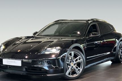 Porsche Taycan 9.900 km 94.820 € Freiburg 79115