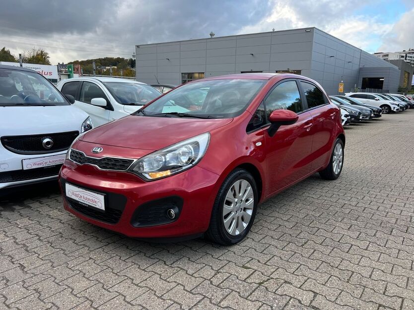 Kia Rio 107.204 km 6.490 € Wuppertal 42109