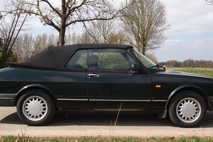 Saab 900