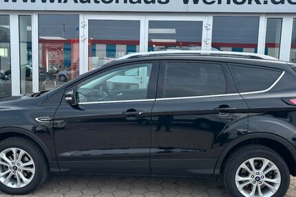Ford Kuga 26.868 km 18.970 &euro; Winsen (Luhe) 21423