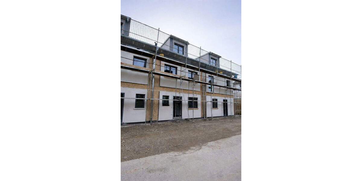 Exklusives Neubau-Reihenmittelhaus - Erstbezug in Kirchseeon vom Eigentümer 6 zimmer