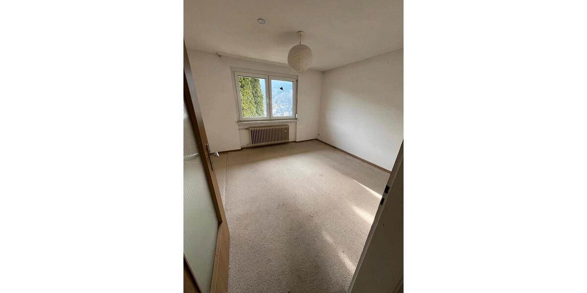 Etagenwohnung Schramberg - 5 Zimmer, 119 m&sup2;, 1.000&euro; | Angebot:25405696