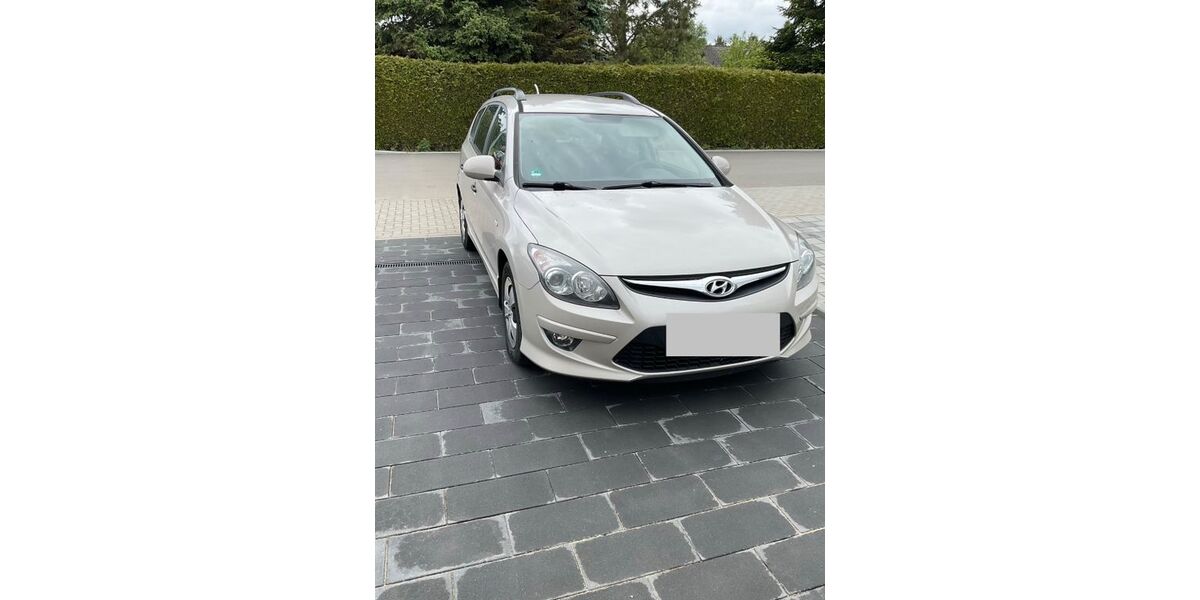 Hyundai i30 304.000 km 2.740 &euro; Schwerin 19057