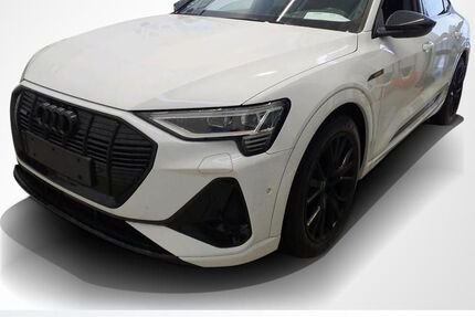 Audi e-tron 59.988 km 34.440 &euro; Magdeburg 39126