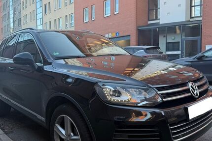VW Touareg 391.000 km 7.999 &euro; Berlin 13599