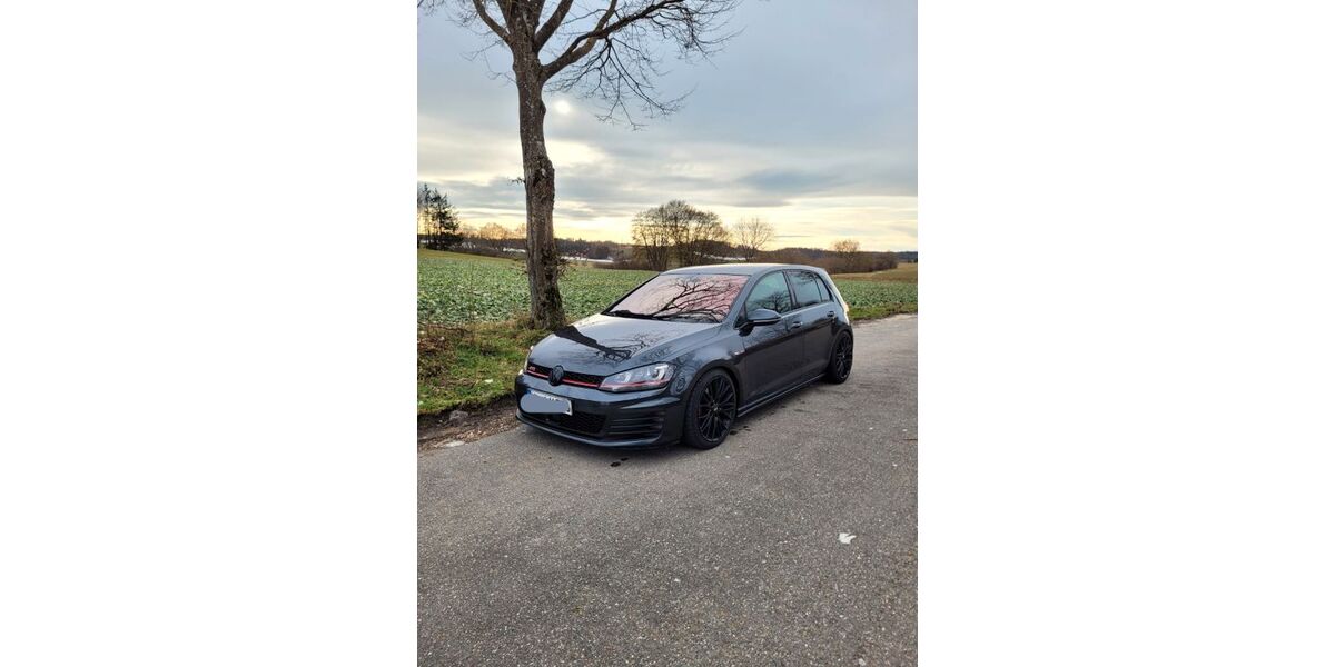 VW Golf 132.000 km 19.700 &euro; Laichingen 89150