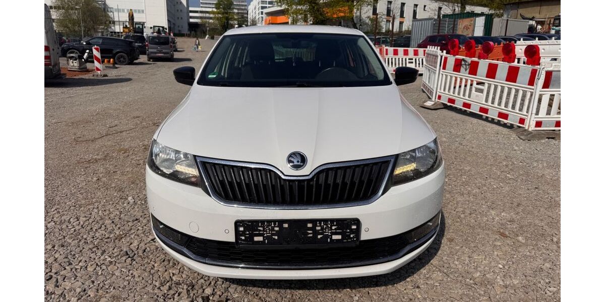 Skoda Rapid 110.624 km 10.499 &euro; Stuttgart 70376