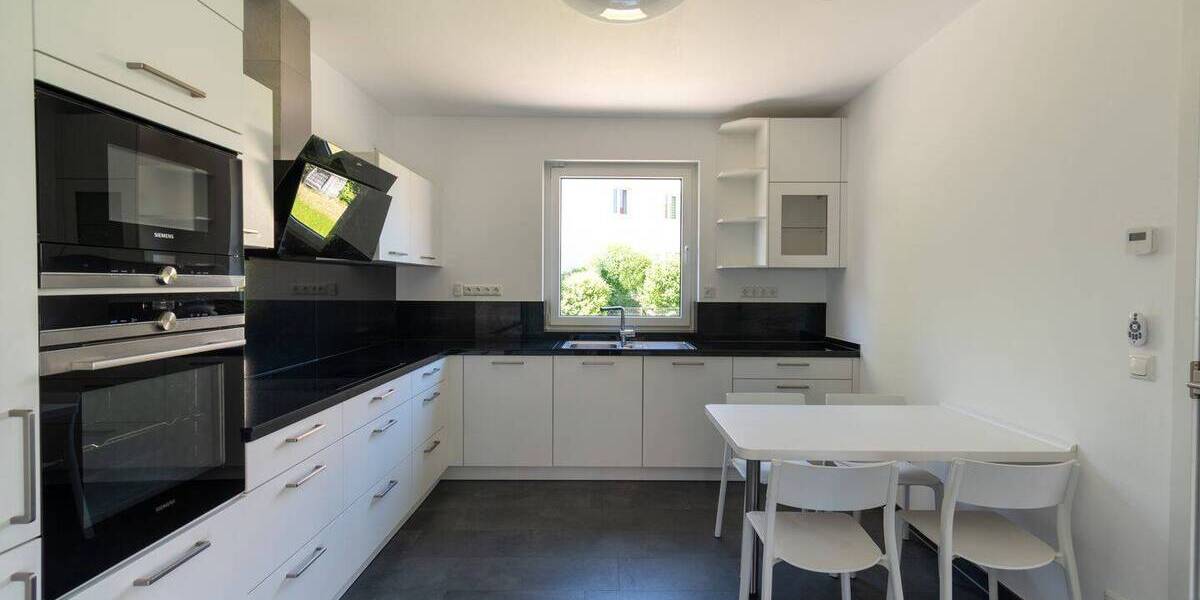 Einfamilienhaus Leipzig / Lößnig Lößnig - 7 Zimmer, 200 m&sup2;, 2.997&euro; | Angebot:26826188