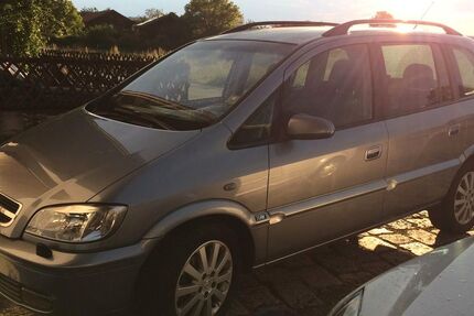 Opel Zafira 181.686 km 990 &euro; München 81247