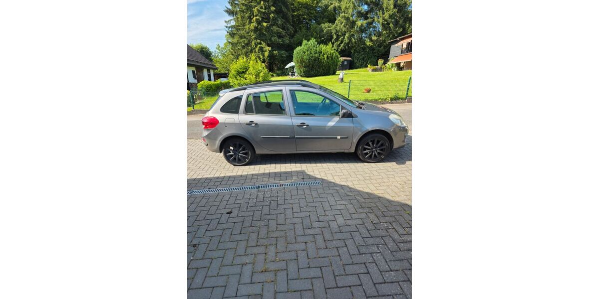 Renault Clio 184.065 km 1.600 &euro; Nümbrecht 51588