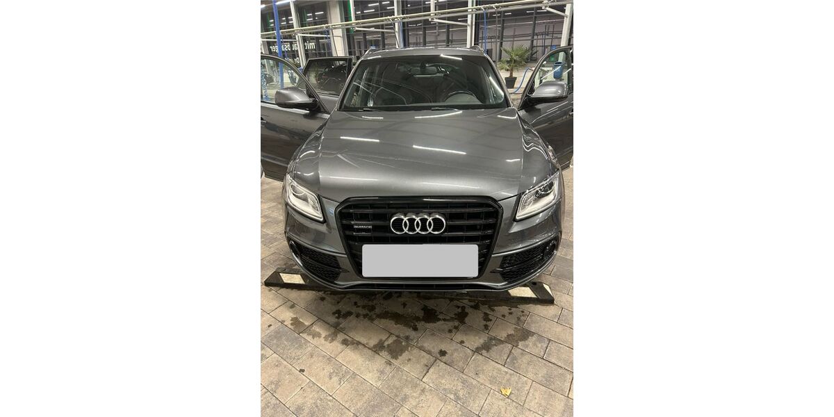 Audi Q5 195.000 km 17.500 &euro; Mintraching 93098