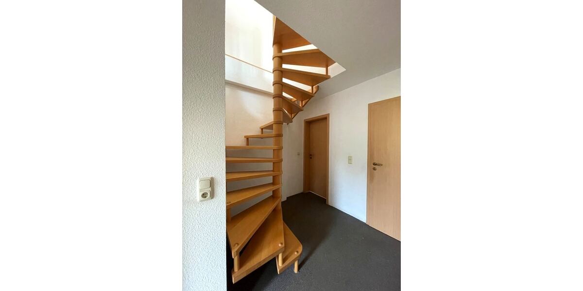 Zur Selbstnutzung und Anlage! Jetzt 4 von 6 Wohnungen zu verkaufen - mit Garagen und Stellplätzen! - Etagenwohnung Bärenstein | Angebot:26003488