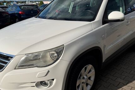 VW Tiguan 318.000 km 4.490 &euro; Essingen (Bei Aalen) 73457