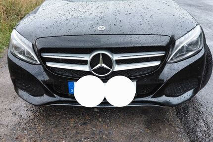 Mercedes-Benz 220 158.800 km 16.600 &euro; Bückeburg 31675