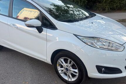Ford Fiesta 162.600 km 4.300 &euro; Augsburg 86167