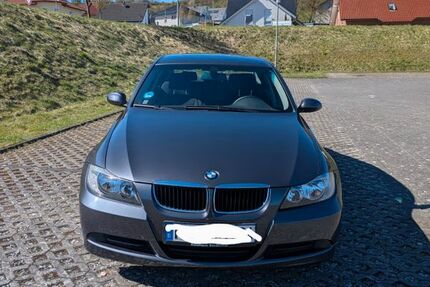 BMW 320 128.000 km 5.500 &euro; Altenbeken 33184