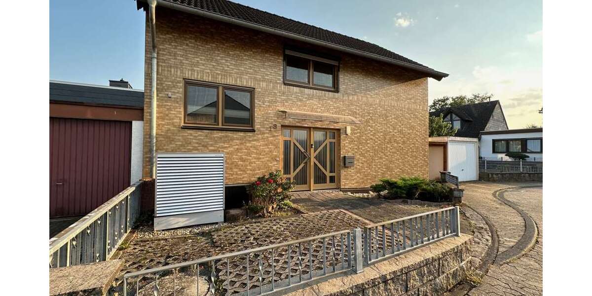 Einfamilienhaus Neuwied - 4 Zimmer, 140 m&sup2;, 1.200&euro; | Angebot:24875833