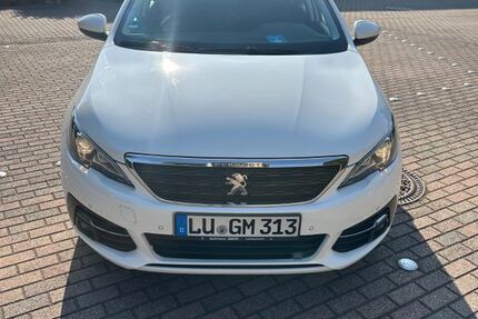 Peugeot 308 93.000 km 9.999 &euro; Ludwigshafen 67065