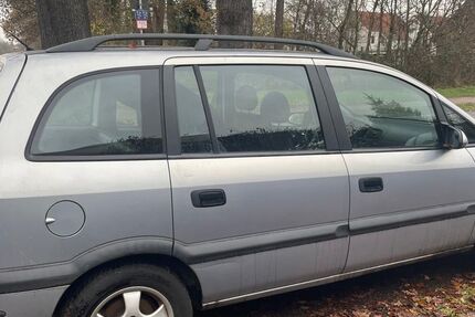 Opel Zafira 222.000 km 1.500 &euro; Bönen 59199