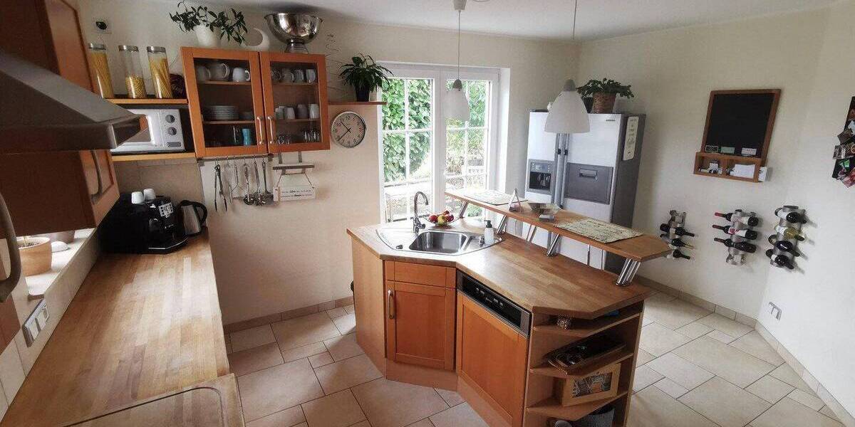Einfamilienhaus Gilzem - 7 Zimmer, 240 m&sup2;, 650.000&euro; | Angebot:26903813