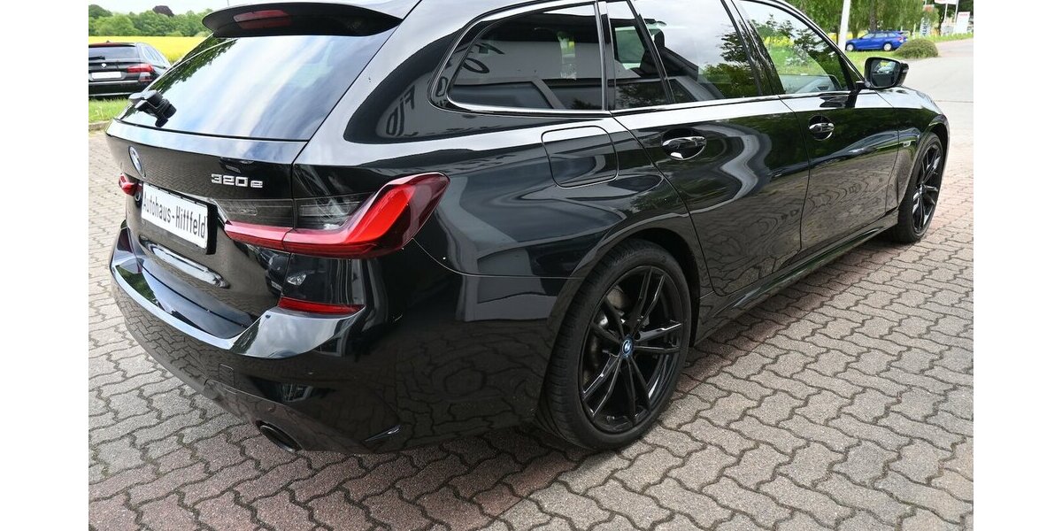 BMW 320e tour*M Sport*Aut Navi Leder/Alca RFK 19Alu 46.000 km 29.990 &euro; Seevetal - Hittfeld 21218