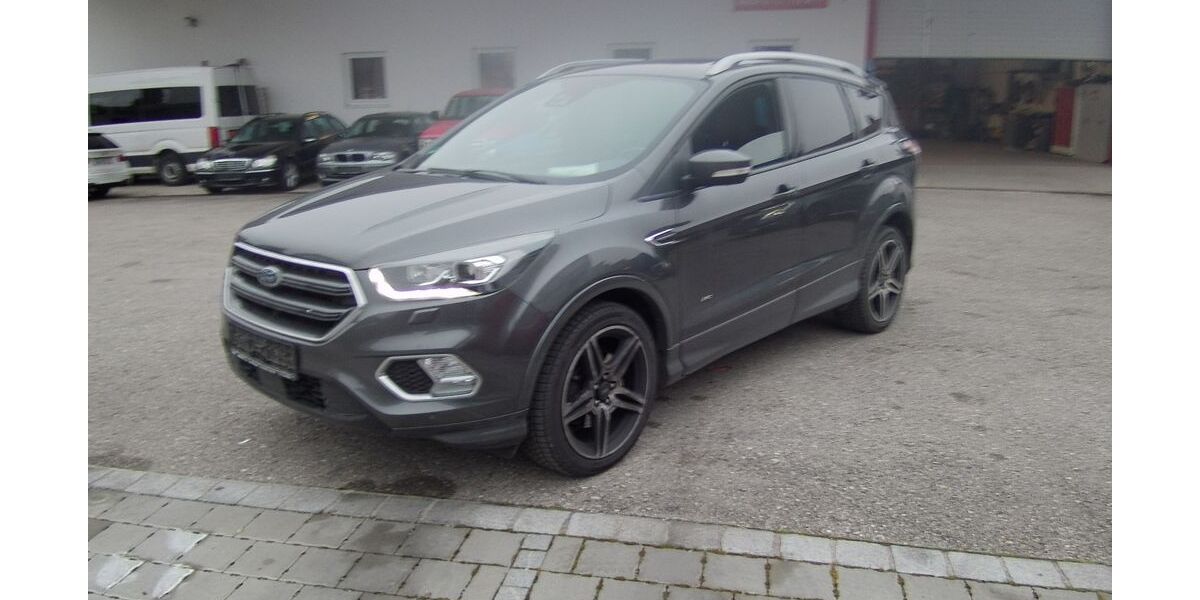 Ford Kuga 84.500 km 16.500 &euro; Feldgeding 85232