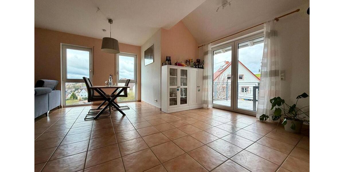 Maisonettenwohnung Püttlingen - 3.5 Zimmer, 83 m&sup2;, 215.000&euro; | Angebot:26114930