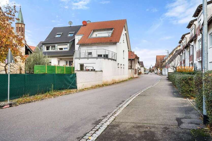 Haus zum Kaufen in Freiburg im Breisgau 779.000 € 169 m²