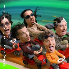 U-Bahnkontrollöre in tiefgefrorenen Frauenkleidern 15.03.2026 STADTHALLE LANGEN