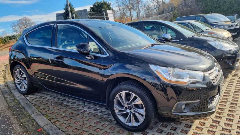 DS Automobiles DS4 102.800 km 6.980 &euro; Rochlitz 09306